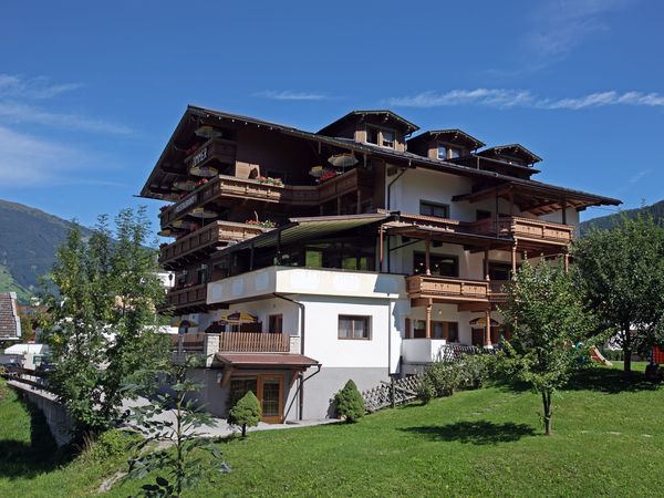3 Tage Sommer, Sonne, Alpenluft in ruhiger Lage - 3 Nächte in Mayrhofen, Tirol inkl. Halbpension Unkategorisiert online kaufen